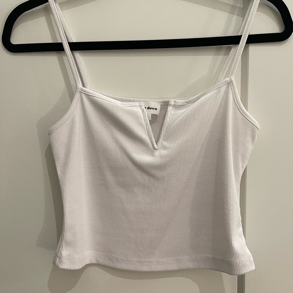 Super down white tank
